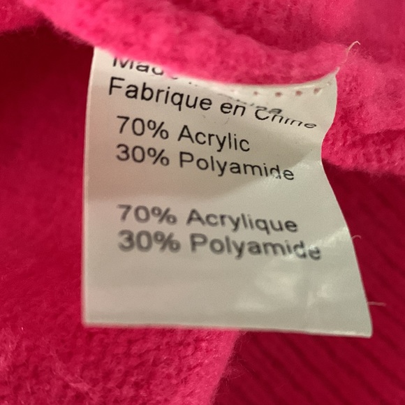 Lyla + Luxe Sweater - Picture 10 of 11